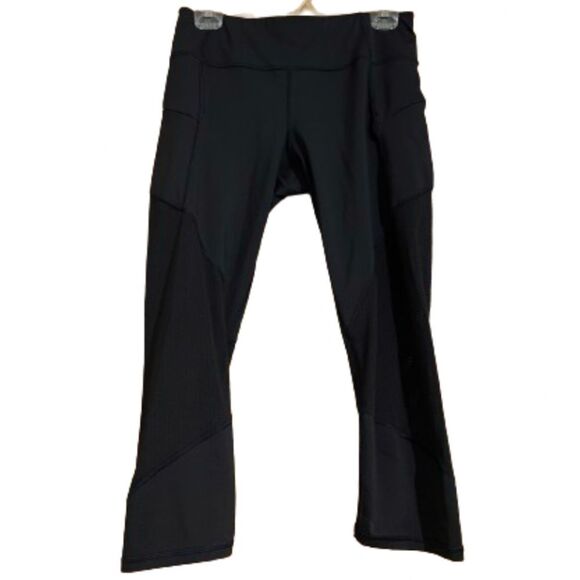 ATHLETA WOMEN’s MESH BLACK CAPRI LEGGINGS w/ SIDE POCKETS Sz- M - Picture 1 of 6